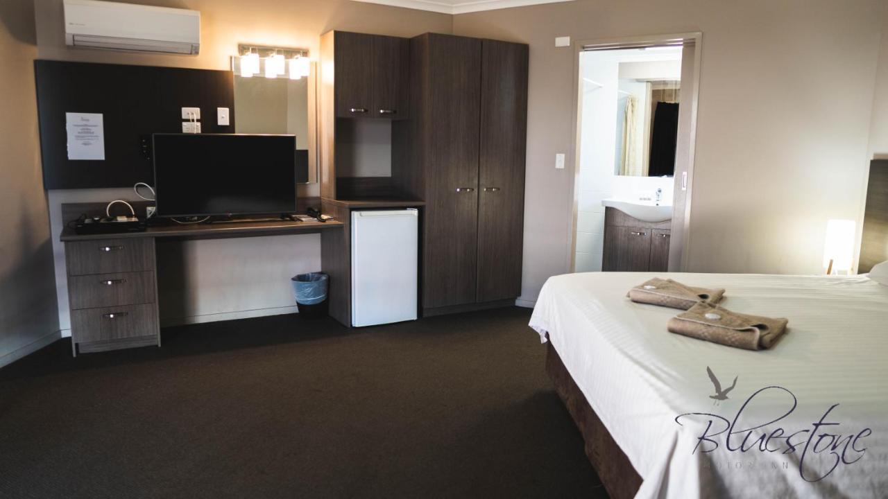 Bluestone Motor Inn Tennant Creek Buitenkant foto